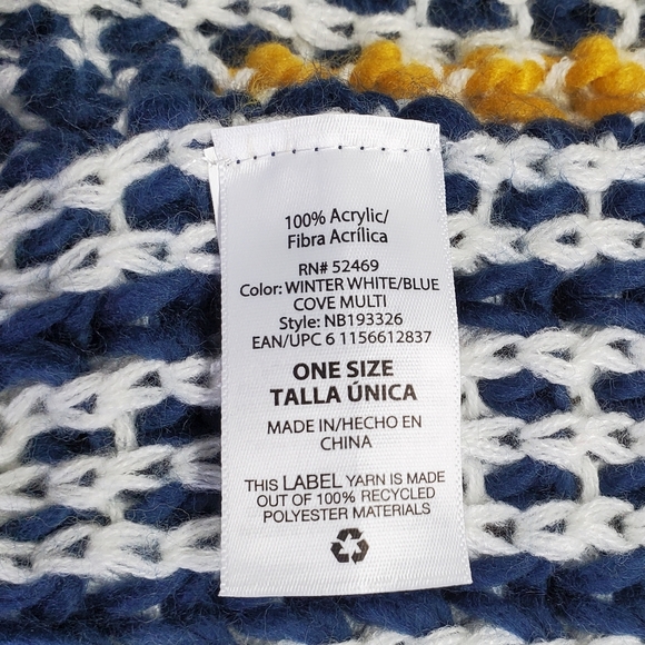 No Boundaries Women's Scarf Crochet/Knit/Tassels  100% Acrylic One Size - Picture 3 of 13